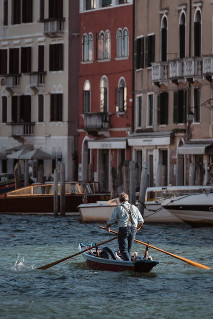 Venice Cannaregio canal quiet afternoon