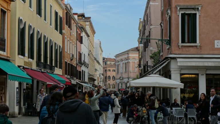 D gustation et shopping Murano Venise travel tourism landmark