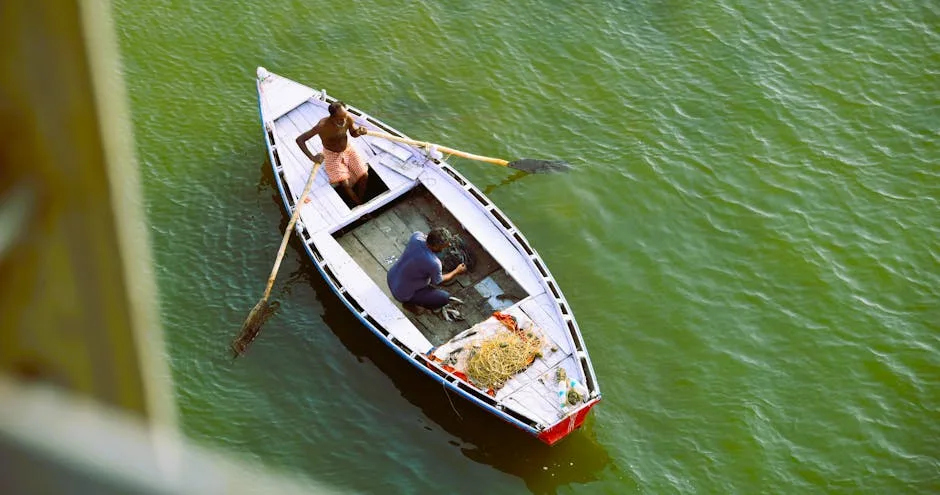 Local Venetian boatmen rowing together