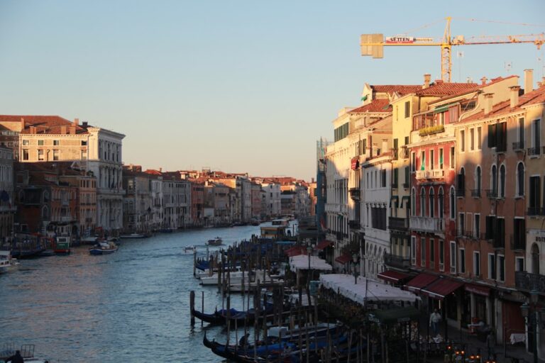 Randos et v los pr Venise travel tourism landmark